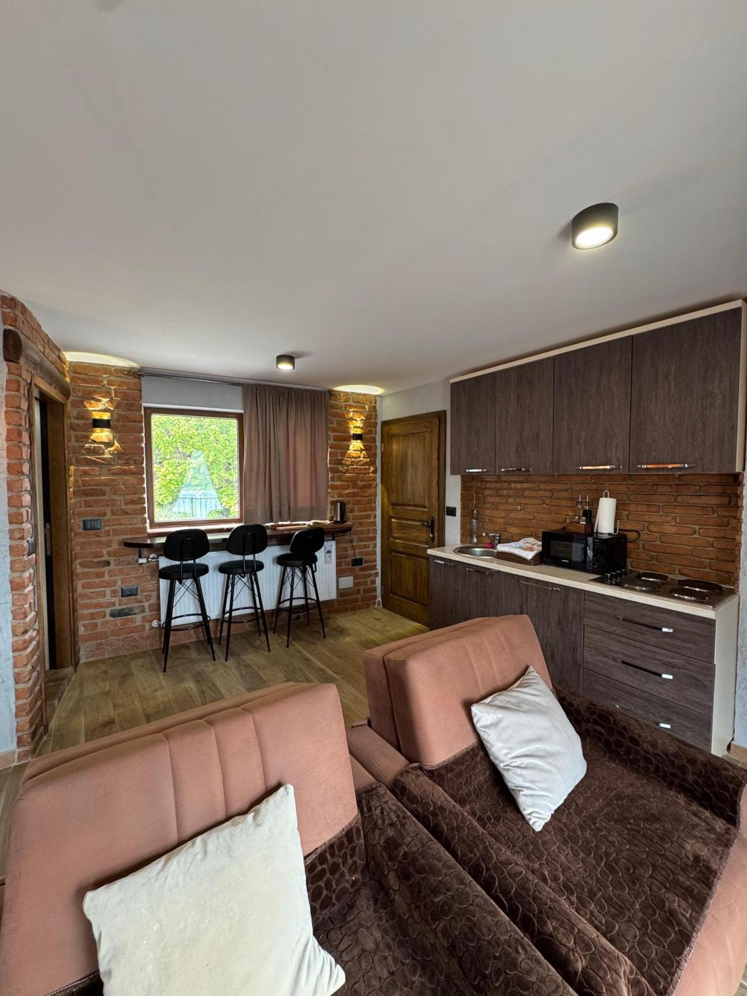 Villa Nur - Lake View Apartaments Mavrovi Anovi Ngoại thất bức ảnh